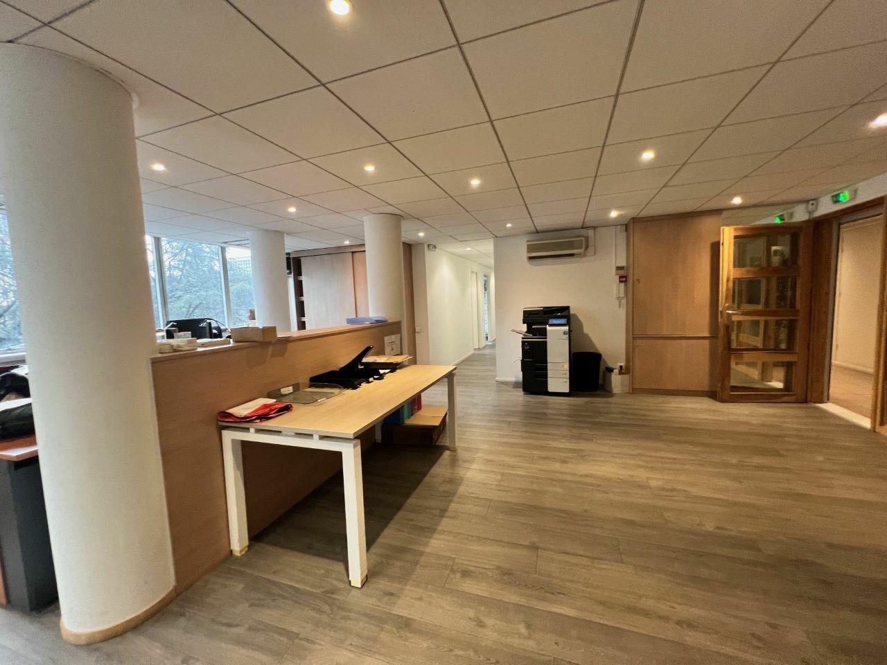 Bureau Lyon 200m² Vente bureau Lyon Rhône OVBUR2419610 8